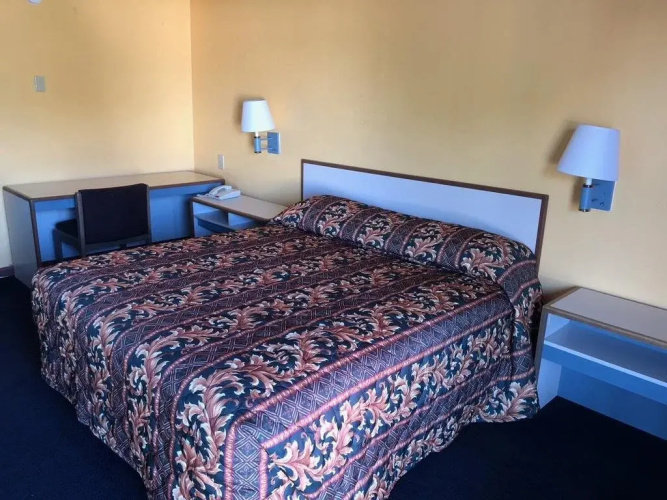 Lone Star Inn