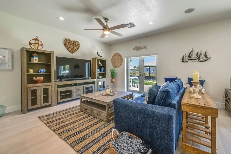 3 Bedrooms Cottage
