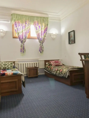 Guesthouse Ikathouse
