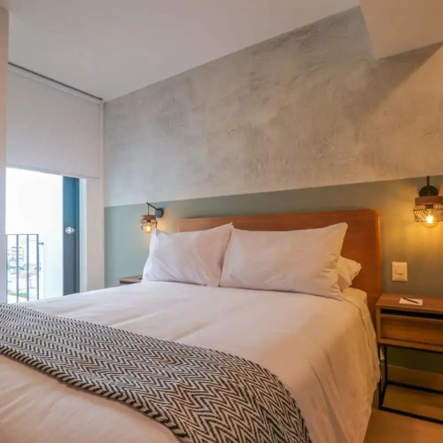 w Spectacular 2BR With Balcony in Miraflores