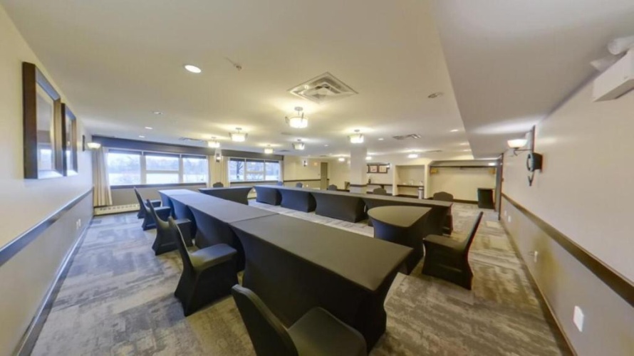 Best Western Plus Chocolate Lake Hotel photo 16