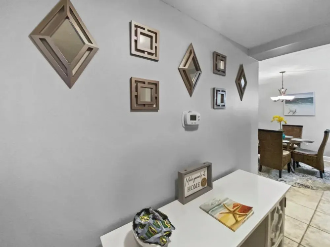Bay Oaks - E82