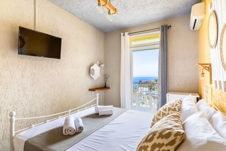 Standard room with balcony