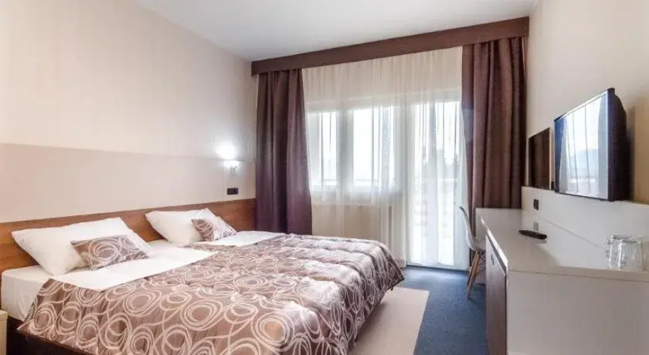 Hotel Macola