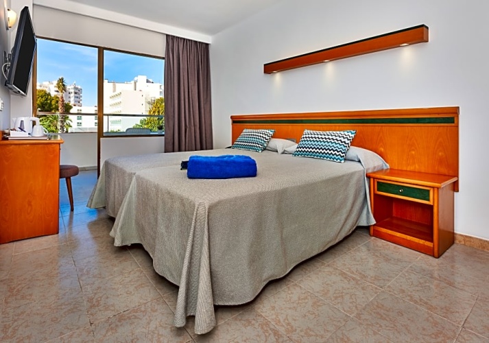 Standard Double room with balcony