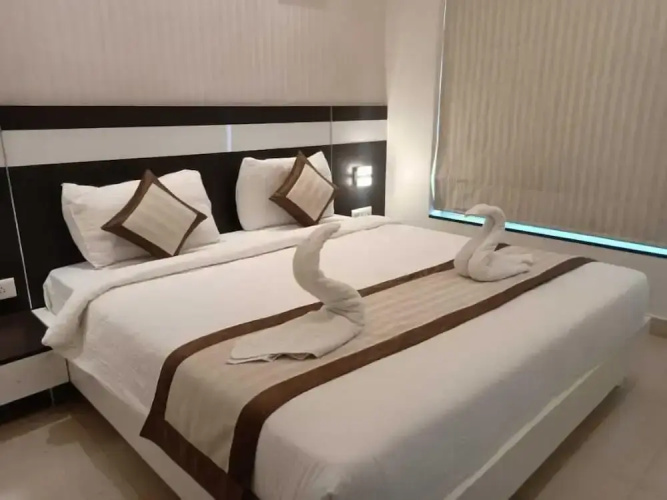 Yuvraj Palace Inn
