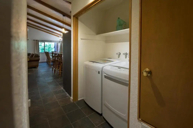 Evergreen - 3BR/2BA Home