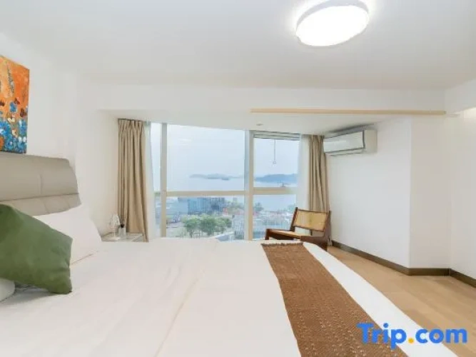 Standard Triple room with sea view