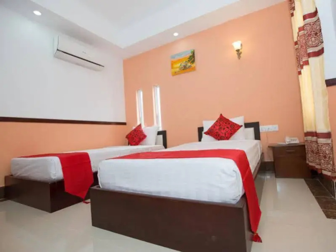 Lalune Hotel