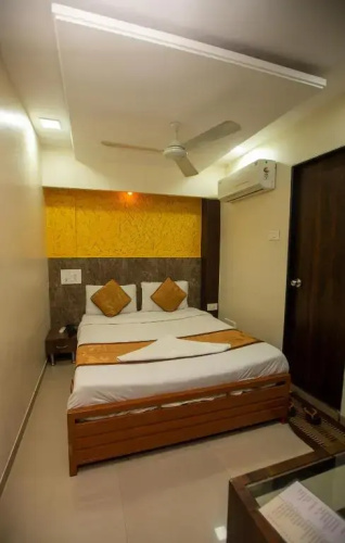 Hotel J.D Residency
