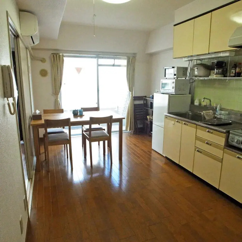 Asayake Apartment
