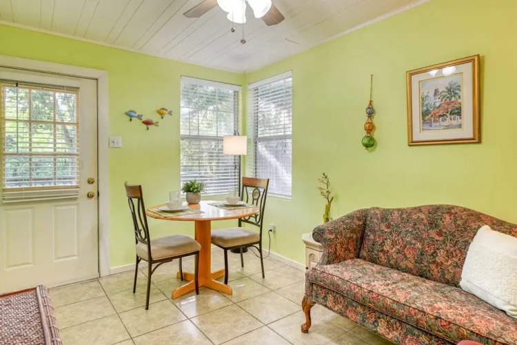 Vilano Cottage Unit A