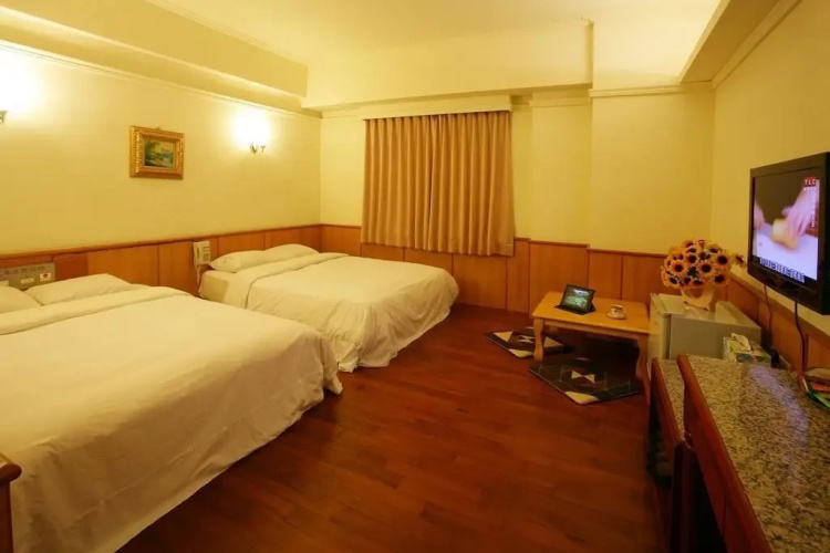 Hotel E Tung