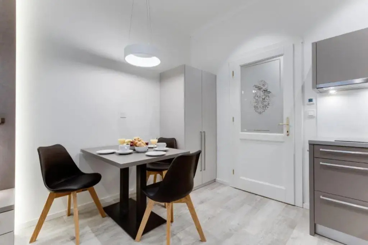Lampi Hotel Prague