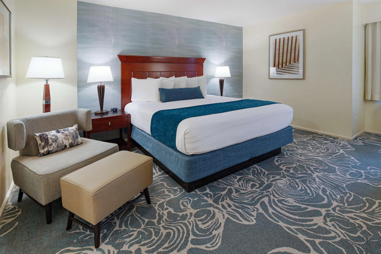 Best Western Plus Carpinteria Inn