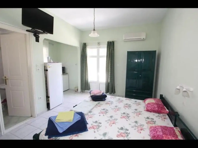 1 Bedroom Standard room with balcony and with garden view