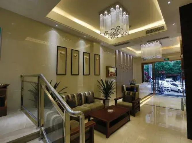 Dazhu Blue Nest Hotel