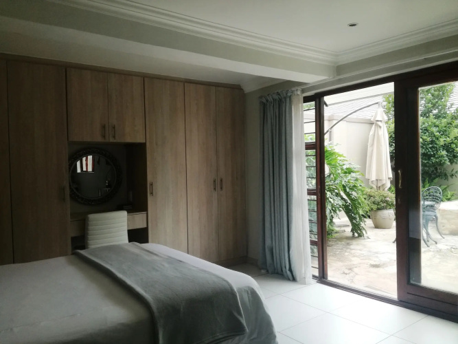Dunton Guest House