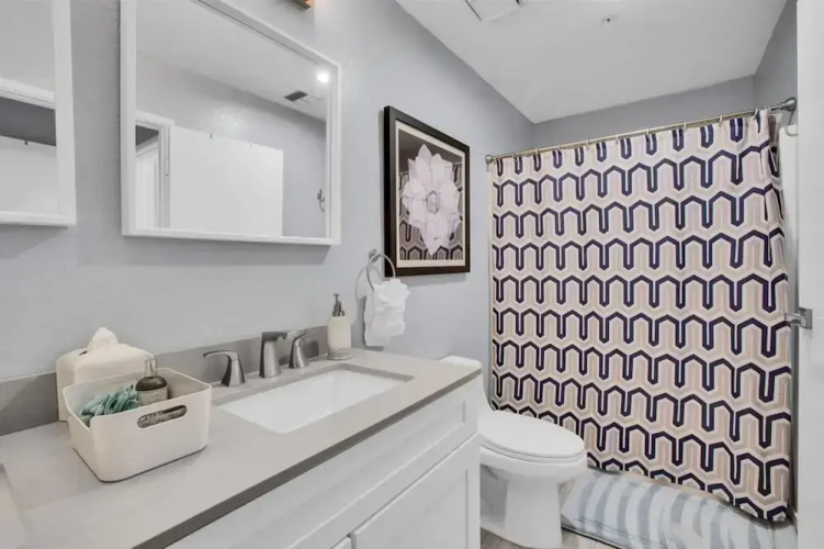Hollywood Glam Hideaway