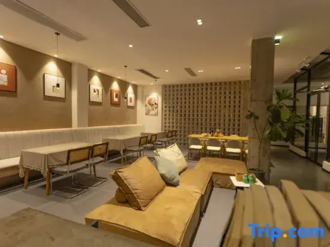 Yifang Hotel