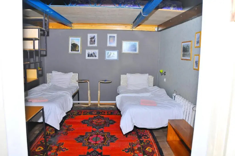 Hostel Sweet Home