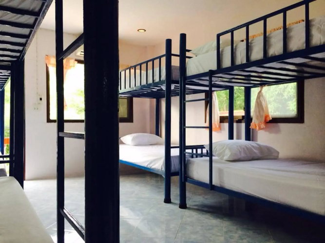 Domingo Hostel Phangan