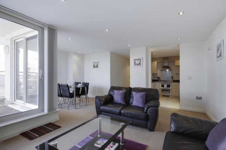 2 Bedrooms Executive Apartment