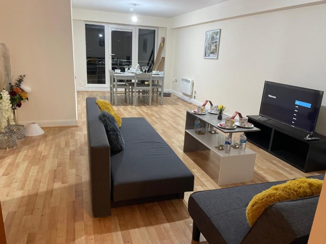 Deluxe Apartment