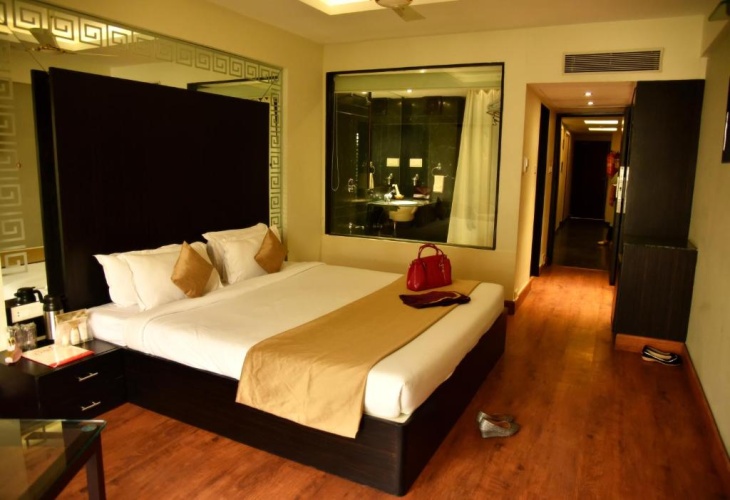 Standard Club room