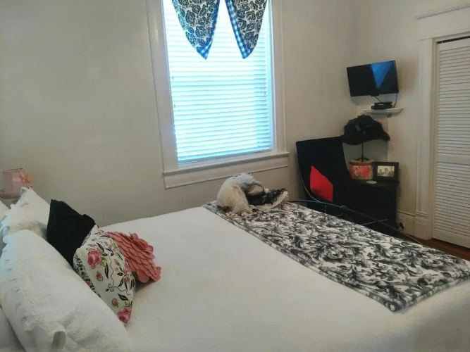 Sandstone Street Bed and Breakfast