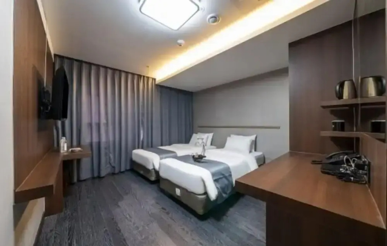 Grand Palace Hotel