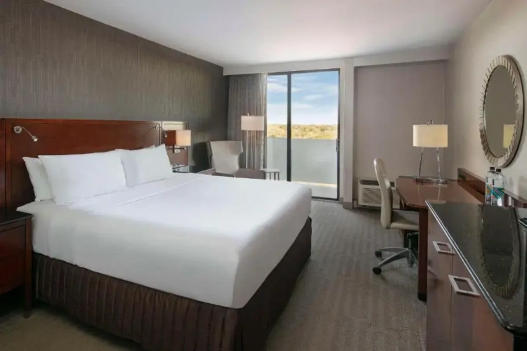 Double room Poolside