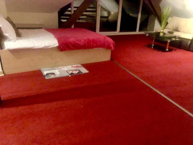 Deluxe Apartment