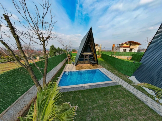 Deluxe Double Bungalow with lake view