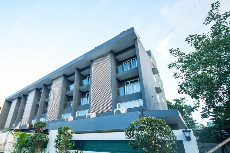 OYO Townhouse 016 International Airport Over view