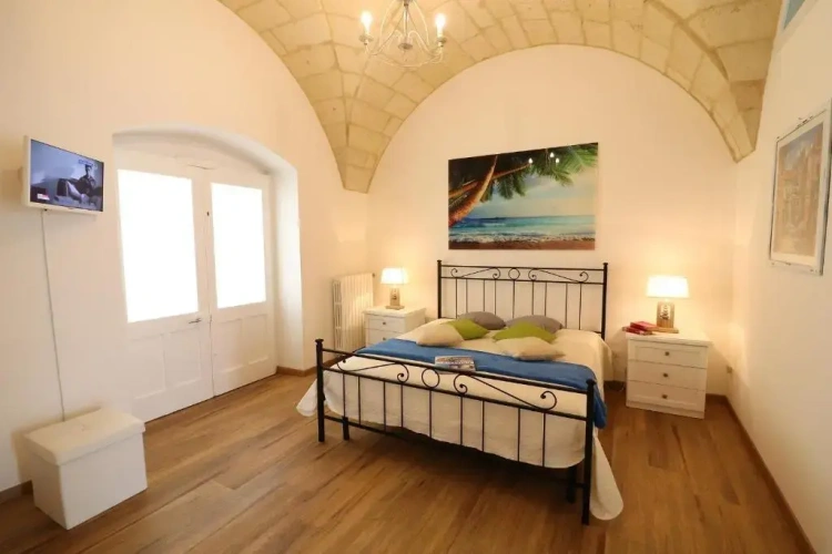 2 Bedrooms Twin Cottage with balcony and with city view