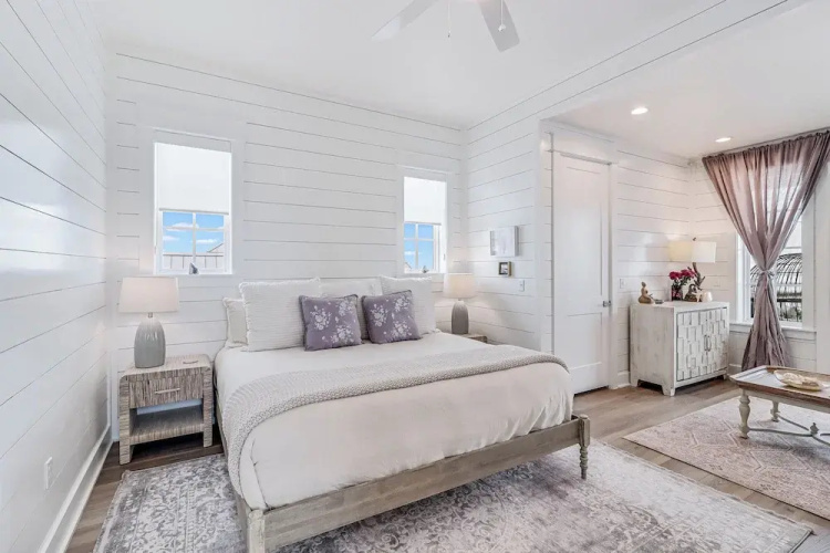 Beach Grace 204 TAI