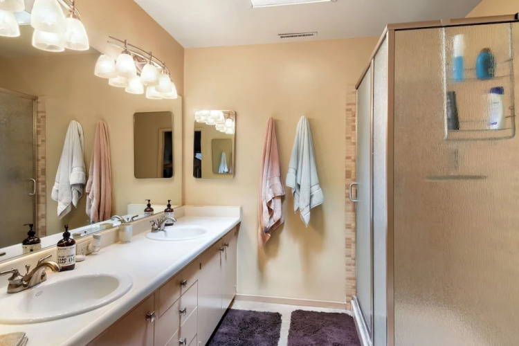 Waters Edge Oasis Shared Pool & Pier Access