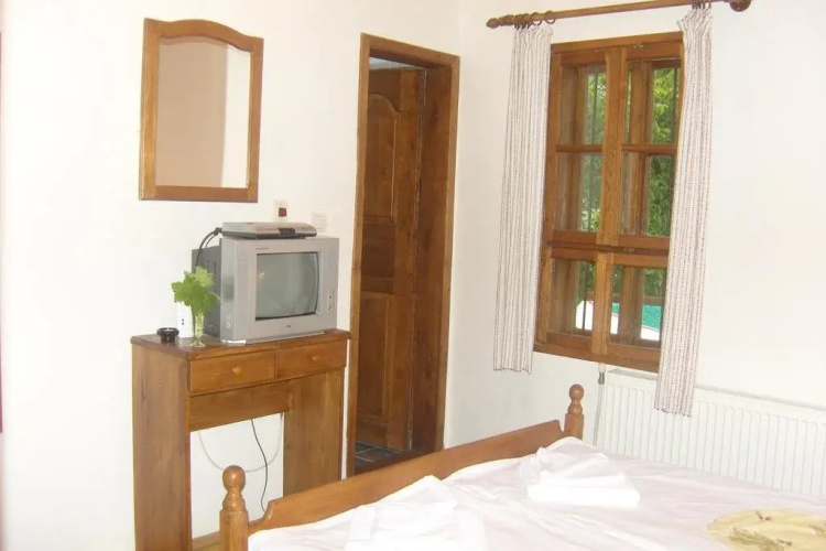 Yakovtsi Inn