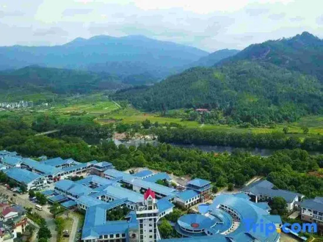 Mount Wuyi Jiuqu THE QUBE HOTEL