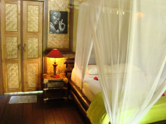 Flower Bud Bungalow