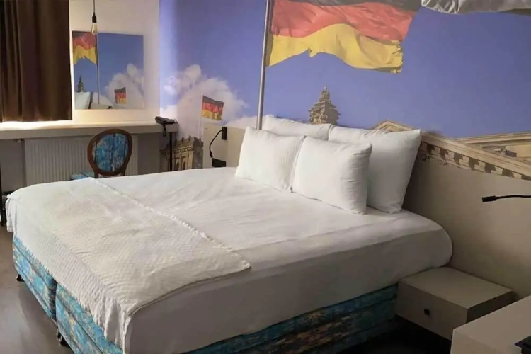 Deluxe Single room