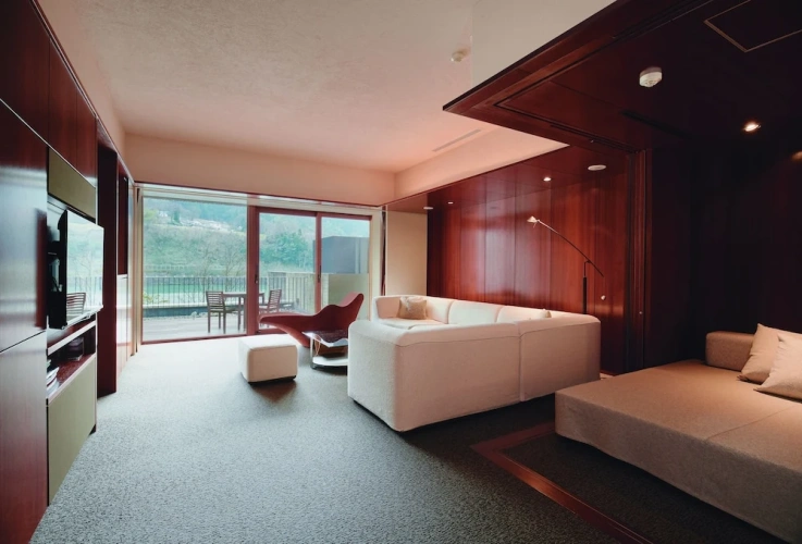 1 Bedroom Deluxe Suite with balcony