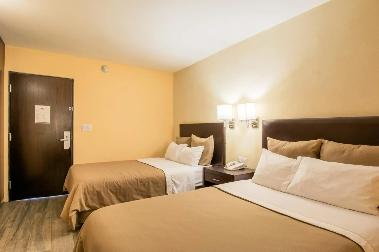 Hotel Rocaval