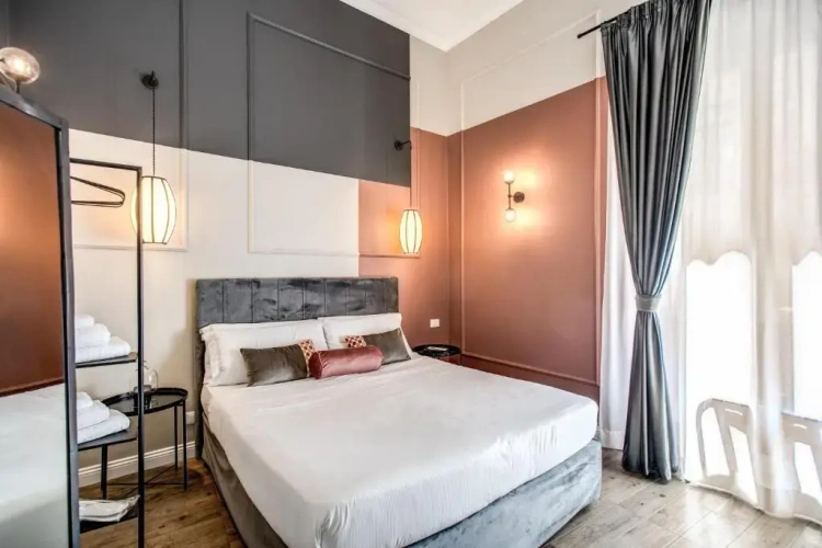 Standard Triple room with view