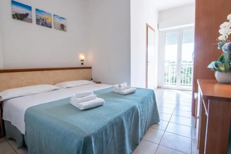 Standard Double room with balcony and with sea view