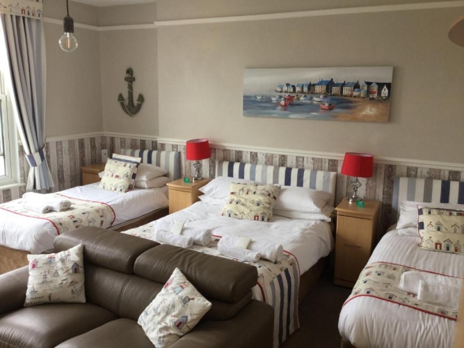 Superior Quadruple room