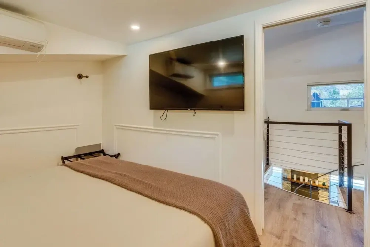 3 Bedrooms Cottage