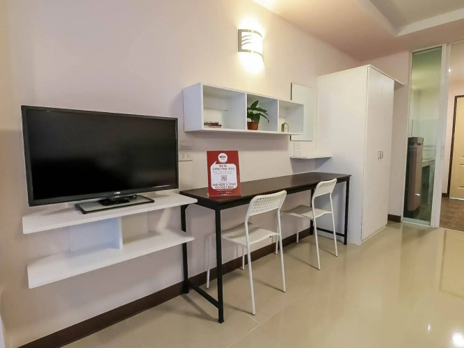 Nida Rooms Samanchan Lunatic