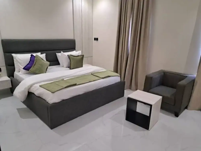 Deluxe Apartment